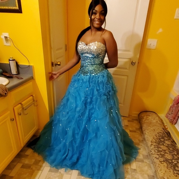 grown - Picture 3 of 8